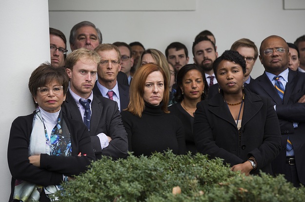 Trump Gives Hundreds Of Obama’s Staffers Some DEVASTATING News